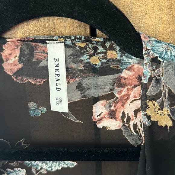 Emerald plus size kimono floral - Picture 2 of 5